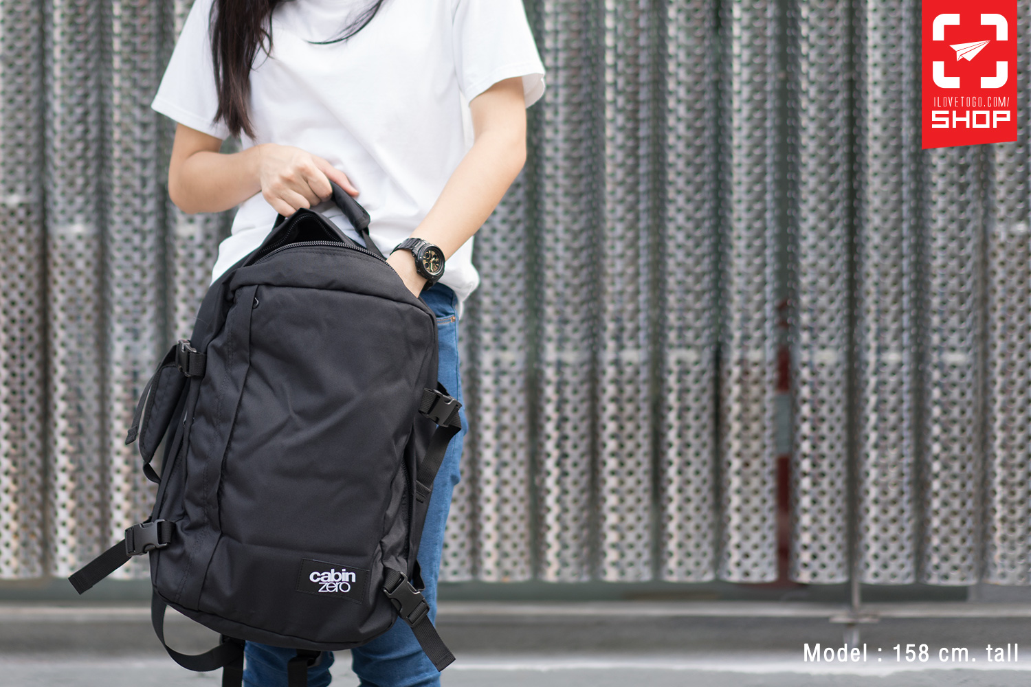 CabinZero Classic Black 28L